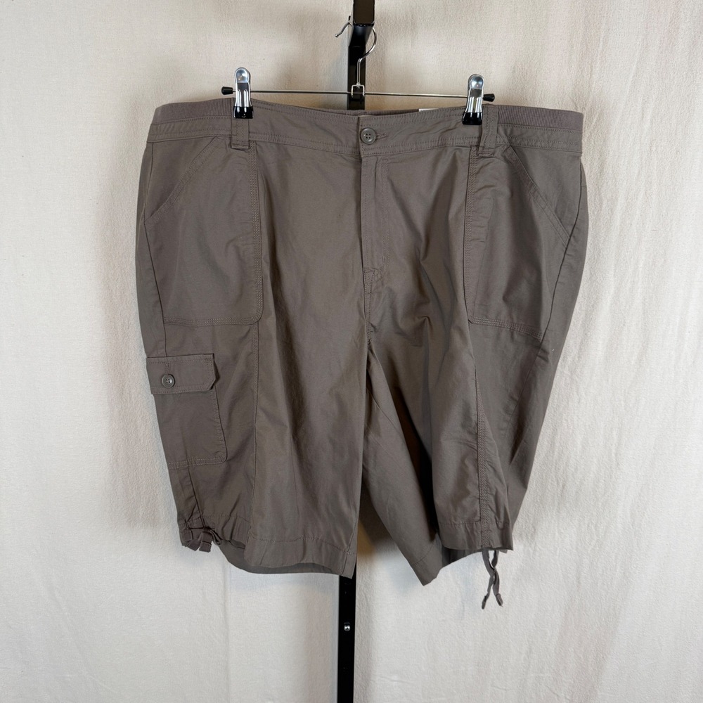 St Johns Bay Bermuda Shorts 24W‎ Taupe Shadow Mid Rise Cargo Cotton Blend NWT